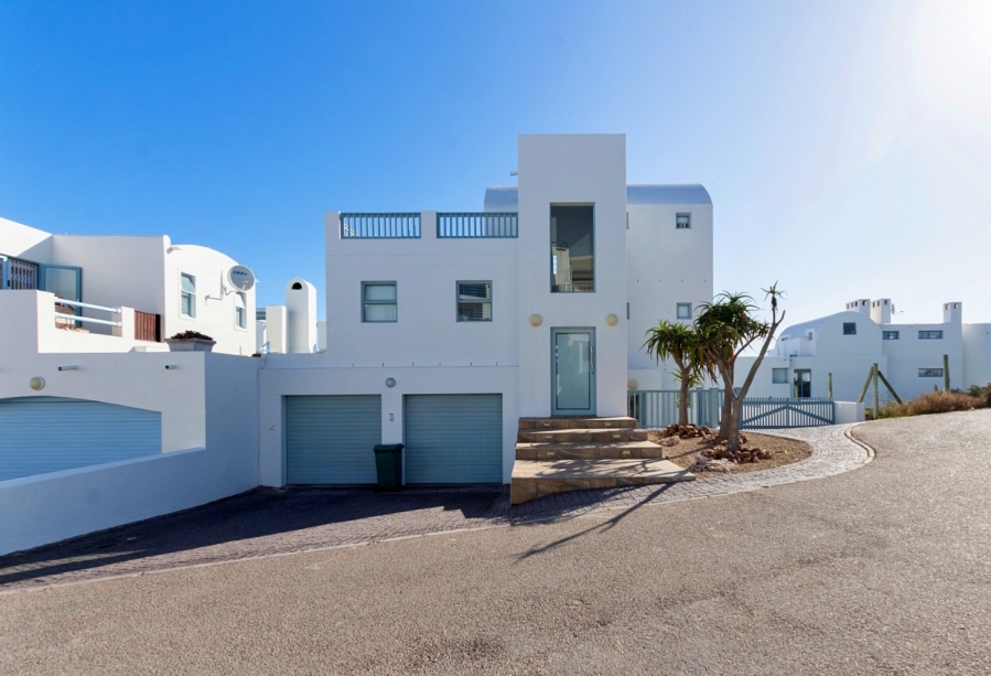 5 Bedroom Property for Sale in Paradise Beach Western Cape